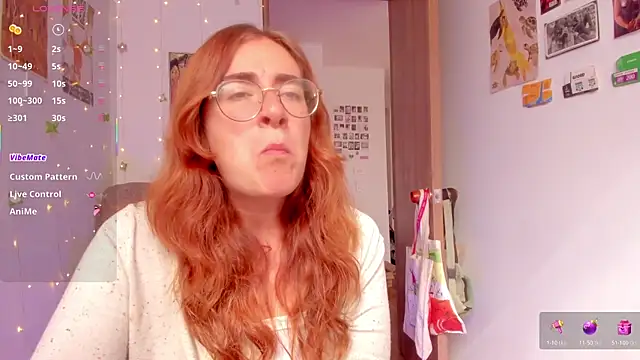 Snapshot of linda_giggle chatting on October 2, 2025, 1:36 pm linda giggle online show from October 2, 2025, 1:36 pm