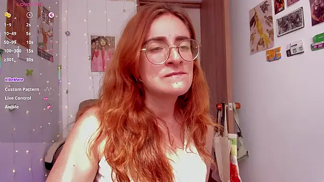 Snapshot of linda_giggle chatting on September 25, 2025, 2:12 pm linda giggle online show from September 25, 2025, 2:12 pm