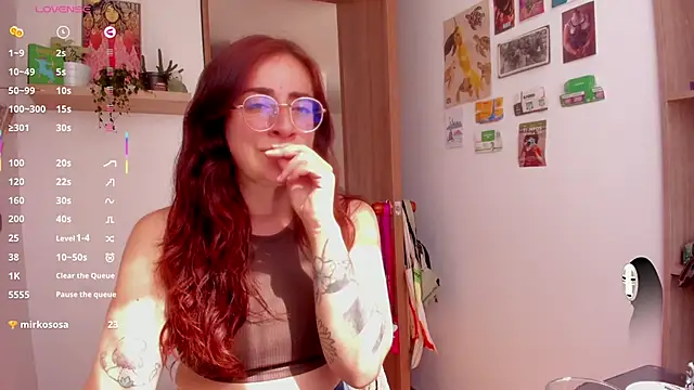Snapshot of linda_giggle chatting on June 11, 2026, 2:25 pm linda giggle online show from June 11, 2026, 2:25 pm