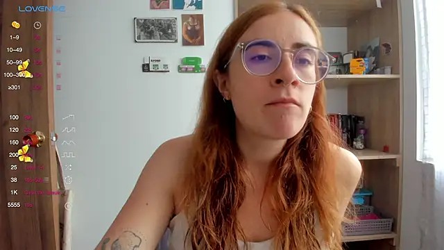 Snapshot of linda_giggle chatting on March 4, 2025, 1:17 pm linda giggle online show from March 4, 2025, 1:17 pm