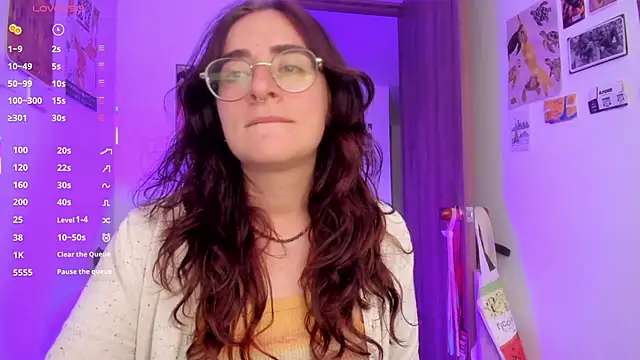 Snapshot of linda_giggle chatting on February 26, 2026, 10:54 pm linda giggle online show from February 26, 2026, 10:54 pm