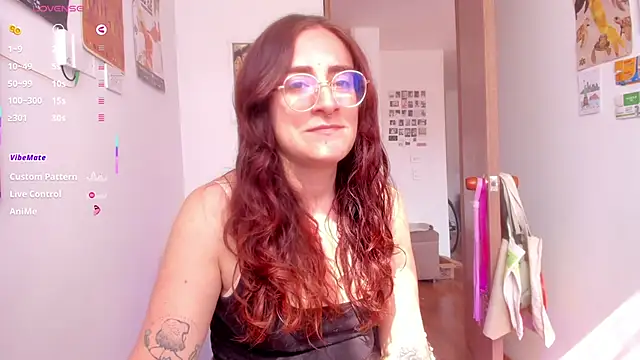 Snapshot of linda_giggle chatting on March 26, 2026, 2:04 pm linda giggle online show from March 26, 2026, 2:04 pm