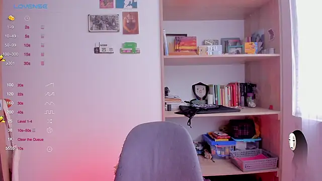 Snapshot of linda_giggle chatting on February 24, 2025, 5:09 pm linda giggle online show from February 24, 2025, 5:09 pm