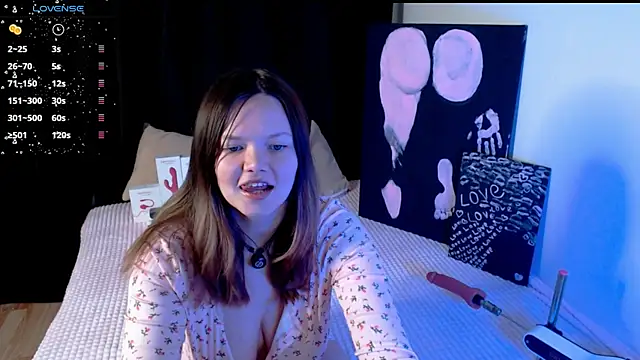 Snapshot of mary_lunar chatting on May 10, 2026, 8:22 pm mary lunar online show from May 10, 2026, 8:22 pm