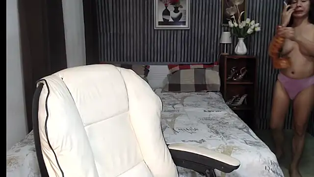 Snapshot of xasianbigcockcumx chatting on April 11, 2026, 7:39 pm xasianbigcockcumx online show from April 11, 2026, 7:39 pm