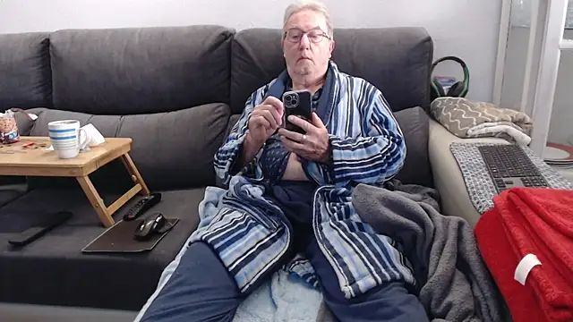 Nudelschwanz online show from March 25, 2026, 8:14 am