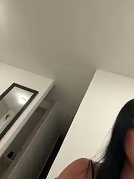 Snapshot of _kathaLopez_ chatting on May 12, 2026, 12:41 am kathaLopez online show from May 12, 2026, 12:41 am