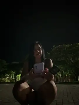 Snapshot of _kathaLopez_ chatting on April 16, 2026, 12:33 am kathaLopez online show from April 16, 2026, 12:33 am