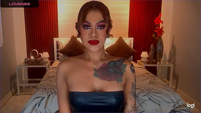 StellaStrong30 online show from May 13, 2026, 11:23 pm