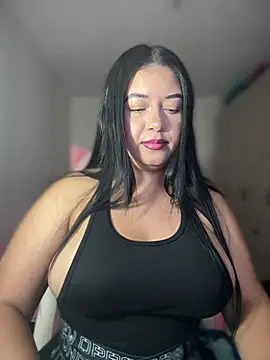 Snapshot of cami_ortiz__ chatting on March 22, 2025, 6:33 am cami ortiz online show from March 22, 2025, 6:33 am