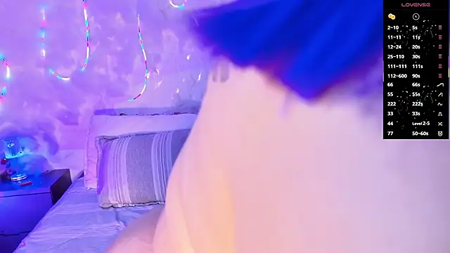 Snapshot of emmajohnss chatting on March 5, 2026, 4:09 am emmajohnss online show from March 5, 2026, 4:09 am