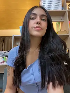 DaphneUwu online show from October 23, 2025, 3:05 am