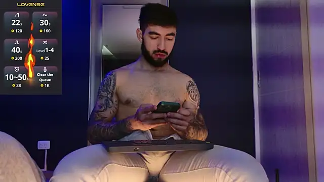 MarkWalker   online show from November 5, 2025, 10:18 am