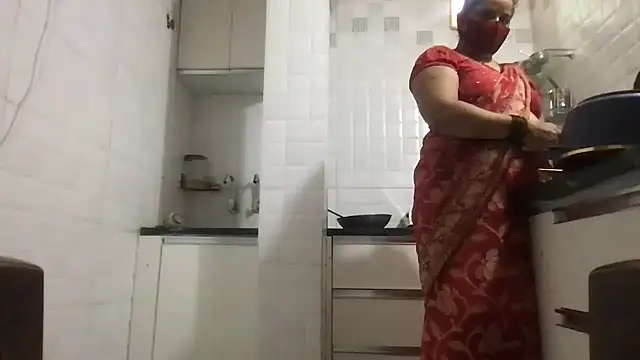 Riyasingh9 online show from August 9, 2026, 5:24 am