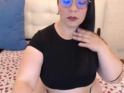 Snapshot of Angiee_BBW chatting on September 13, 2025, 5:46 pm Angiee BBW online show from September 13, 2025, 5:46 pm