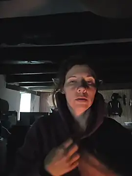 Snapshot of Lina_lou4 chatting on March 26, 2026, 8:45 am Lina lou4 online show from March 26, 2026, 8:45 am