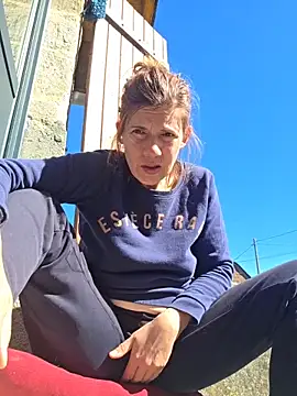 Snapshot of Lina_lou4 chatting on March 18, 2026, 12:19 pm Lina lou4 online show from March 18, 2026, 12:19 pm