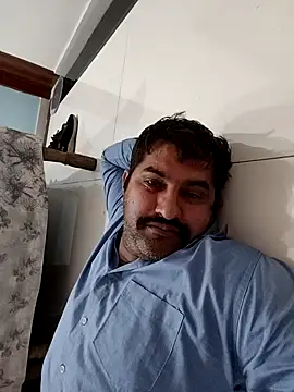 Amandev7 online show from October 2, 2025, 2:37 am