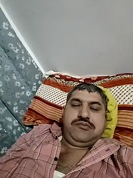 Snapshot of Amandev7 chatting on February 24, 2026, 3:07 am Amandev7 online show from February 24, 2026, 3:07 am