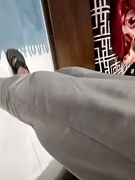 Snapshot of Amandev7 chatting on February 23, 2026, 1:44 pm Amandev7 online show from February 23, 2026, 1:44 pm