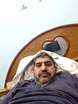 Snapshot of Amandev7 chatting on January 17, 2026, 3:54 am Amandev7 online show from January 17, 2026, 3:54 am