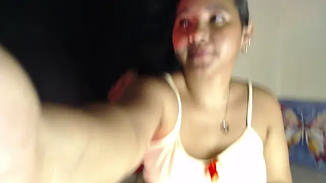 Snapshot of luciana_keating chatting on February 6, 2025, 10:21 pm luciana keating online show from February 6, 2025, 10:21 pm