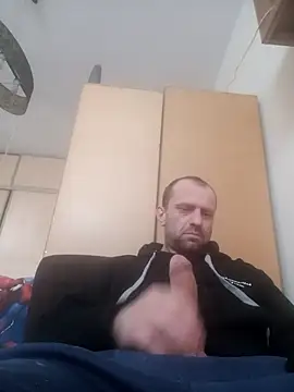 Roman0798 online show from February 25, 2025, 12:16 pm