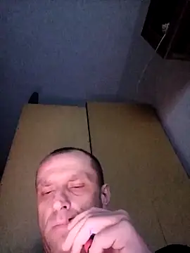 Roman0798 online show from February 14, 2025, 12:19 am