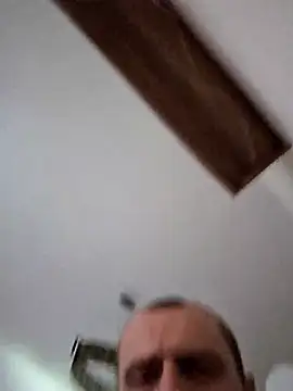 Roman0798 online show from October 8, 2025, 12:39 pm