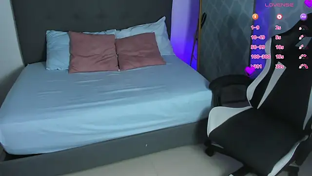 cora 22 online show from October 21, 2025, 12:48 pm