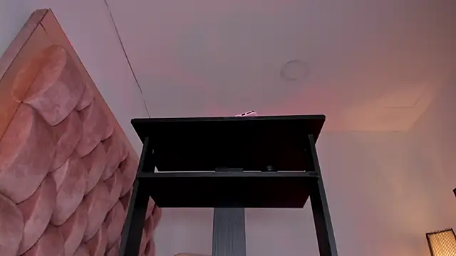 Snapshot of swt_kahia chatting on January 16, 2026, 4:16 am swt kahia online show from January 16, 2026, 4:16 am