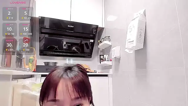 Vivian-6 online show from March 4, 2026, 1:35 am