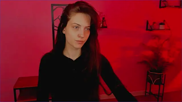 Snapshot of EmilyWilden chatting on December 24, 2024, 8:33 am EmilyWilden online show from December 24, 2024, 8:33 am