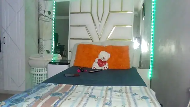 SexyyNana online show from November 19, 2025, 11:27 pm