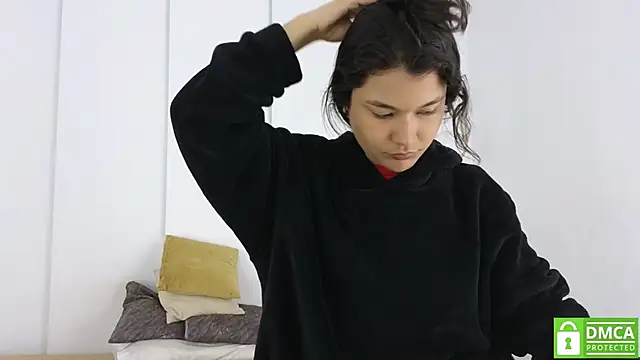 sexychanell 18 online show from December 21, 2025, 1:02 pm