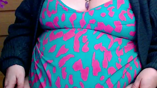 Snapshot of mayasmith chatting on January 16, 2026, 8:35 pm mayasmith online show from January 16, 2026, 8:35 pm