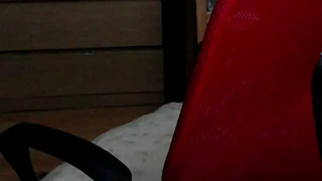 Snapshot of mayasmith chatting on May 13, 2026, 7:10 pm mayasmith online show from May 13, 2026, 7:10 pm