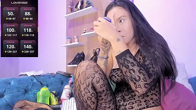 Snapshot of -camila-cooper-_ chatting on November 21, 2025, 8:19 pm -camila-cooper- online show from November 21, 2025, 8:19 pm