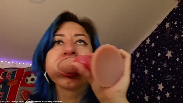 Snapshot of pussytight_pervert chatting on June 13, 2026, 11:02 pm pussytight pervert online show from June 13, 2026, 11:02 pm