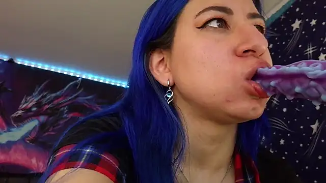 Snapshot of pussytight_pervert chatting on February 6, 2026, 9:44 pm pussytight pervert online show from February 6, 2026, 9:44 pm