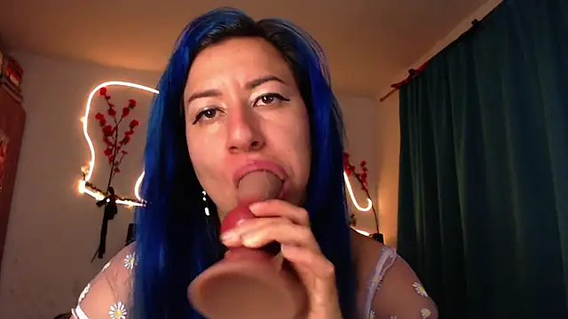 Snapshot of pussytight_pervert chatting on March 3, 2025, 12:23 am pussytight pervert online show from March 3, 2025, 12:23 am