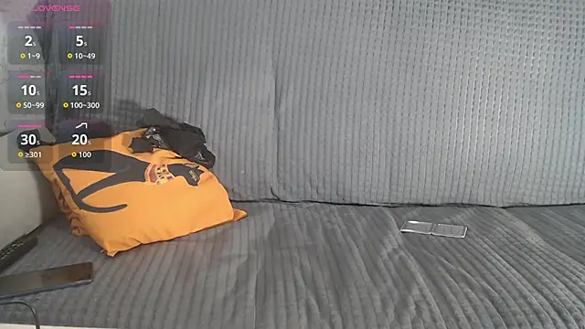 Snapshot of Frederica_ chatting on February 7, 2026, 7:49 am Frederica online show from February 7, 2026, 7:49 am