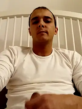 Snapshot of Vyrgin_boy chatting on December 5, 2024, 4:06 pm Vyrgin boy online show from December 5, 2024, 4:06 pm