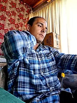 Vyrgin boy online show from April 25, 2026, 11:13 am