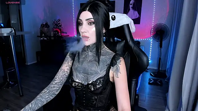 RachelQueen  online show from July 24, 2026, 10:33 am