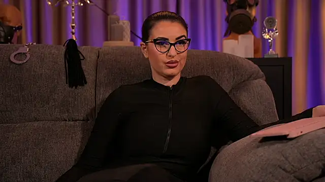 kelly kent online show from March 7, 2025, 4:24 am