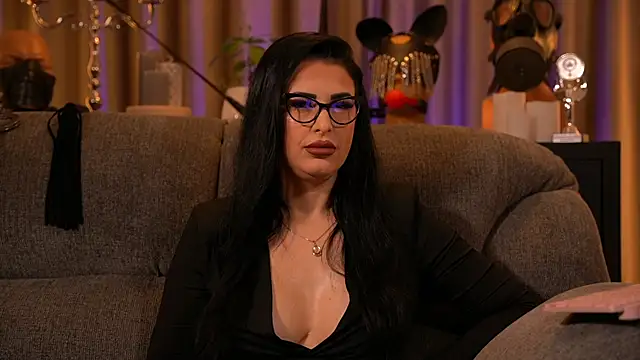 kelly kent online show from October 31, 2025, 11:00 pm