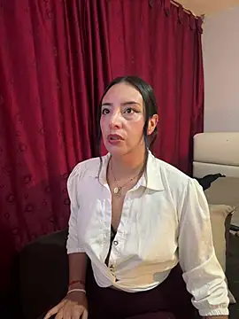 Snapshot of Freyja_soh chatting on April 29, 2026, 9:43 pm Freyja soh online show from April 29, 2026, 9:43 pm