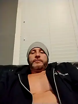 ShaneJames11 online show from February 11, 2025, 12:28 am