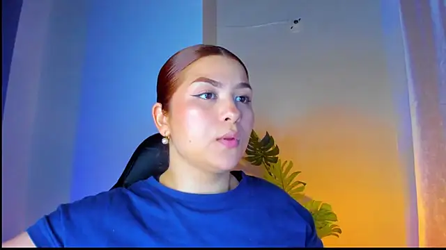 Gretta Queen online show from May 4, 2026, 6:33 pm
